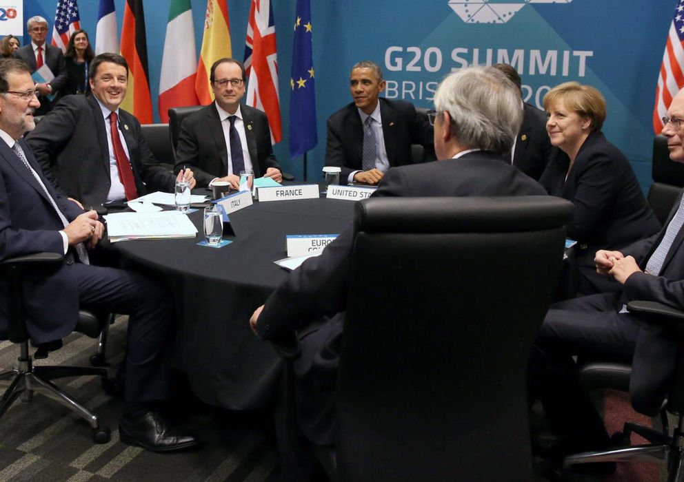 Foto: Rajoy, junto a varios líderes del G20, en Brisbane. (EFE)