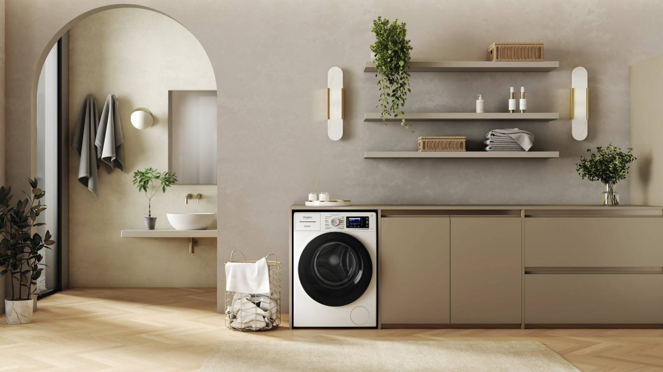 Foto: Las cocinas del futuro tienden a ser los nuevos cuartos de estar. En el centro de la imagen, la flamante Supreme Silence de Whirlpool. (Cortesía)