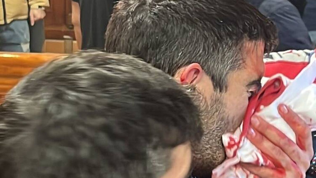 Entraron a matar: así fue la ratonera en la que fueron agredidos varios aficionados del Atlético por ultras en Bilbao