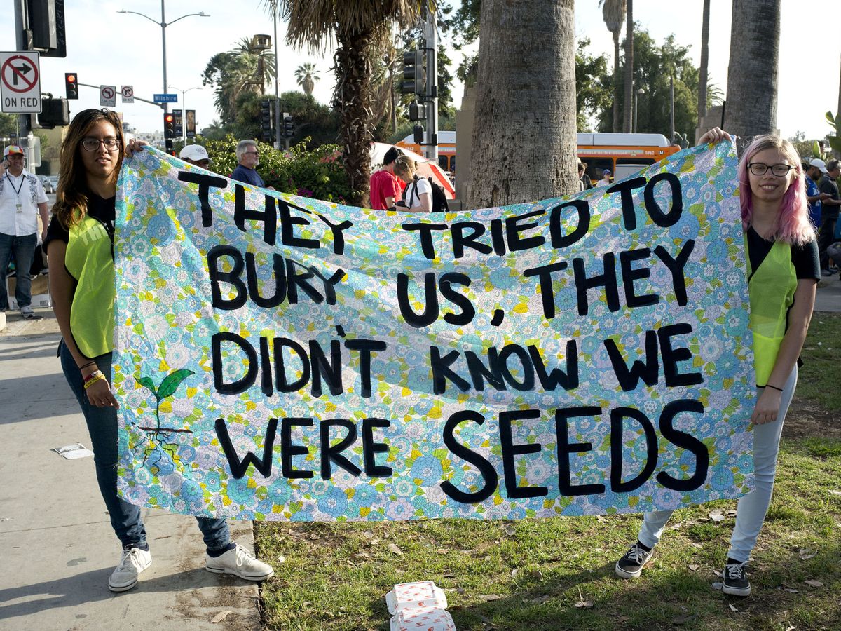 Foto: Manifestación de jóvenes en Los Ángeles. (EFE)
