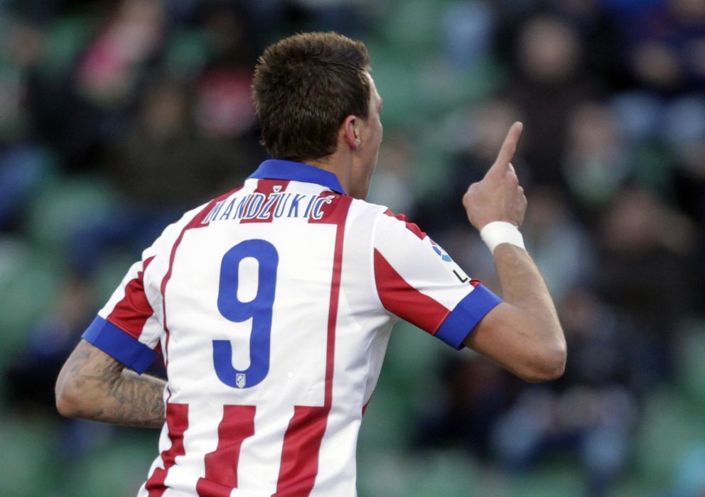Foto: Mandžukić celebra su gol en el Martínez Valero de Elche (Reuters).