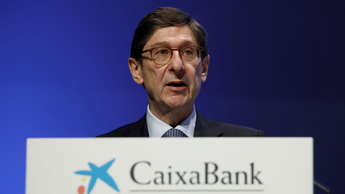 CaixaBank vende a dos fondos créditos morosos de 400 M en pymes y consumo