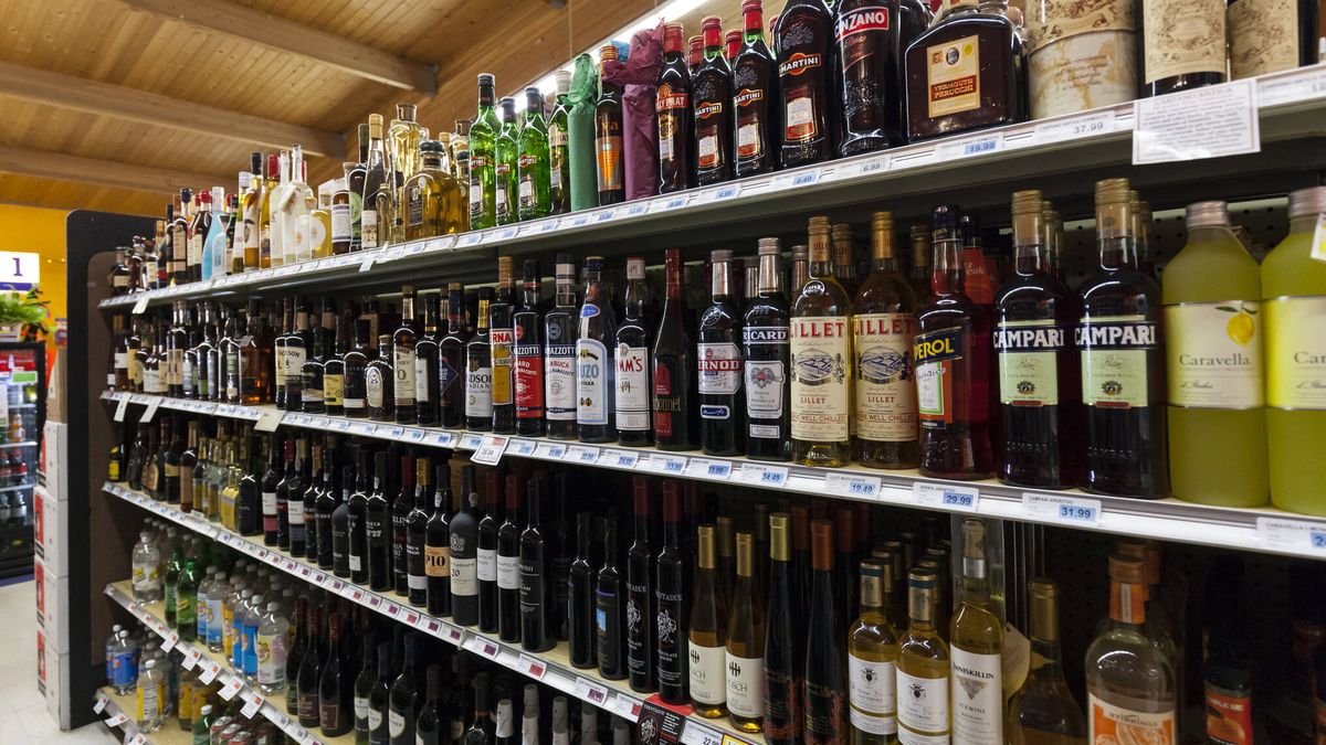 Alerta alimentaria: retiran estas botellas de alcohol de los supermercados
