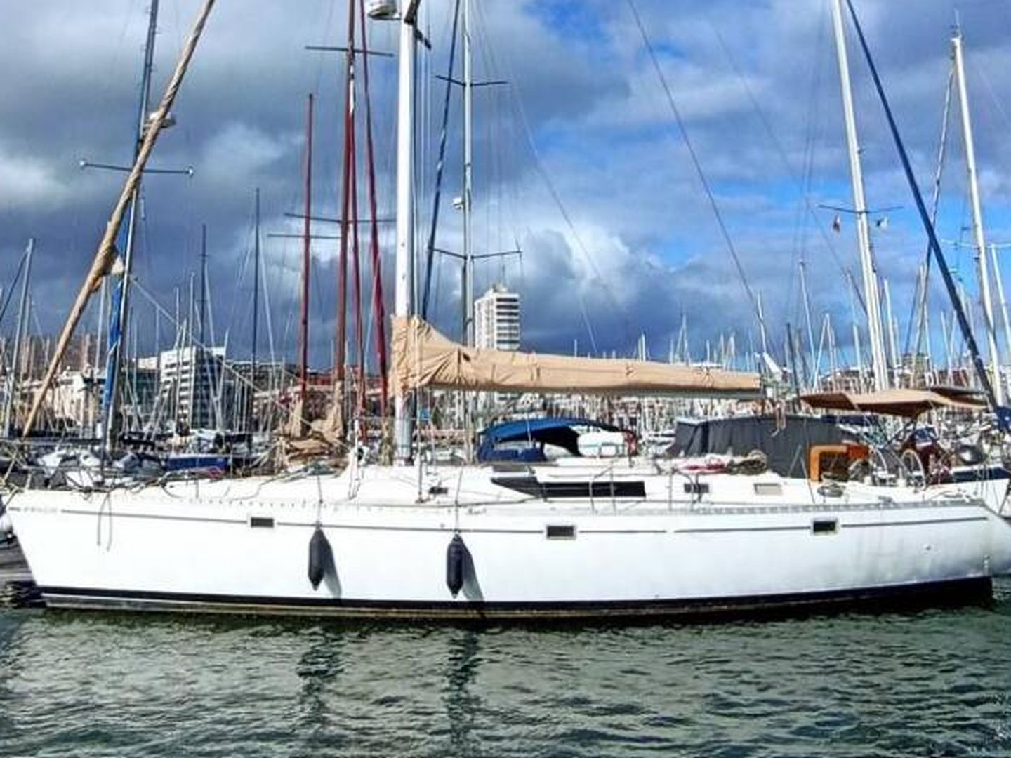 El velero Nosy Pearl. (Puerto de Las Palmas)