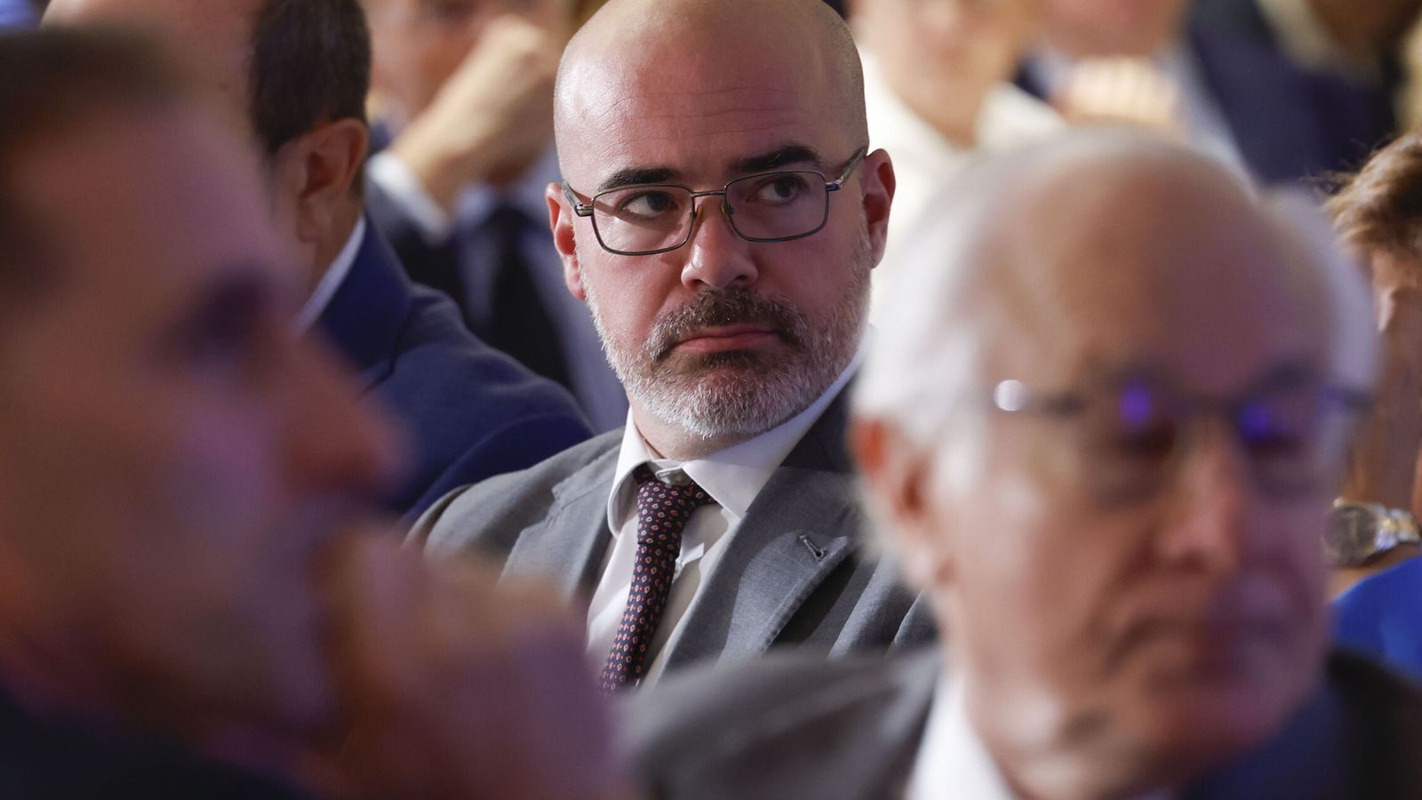 Historia del delegado del Gobierno en Madrid: de buscar dinero para Sánchez a la guerra con Ayuso y encumbrar la Séptima