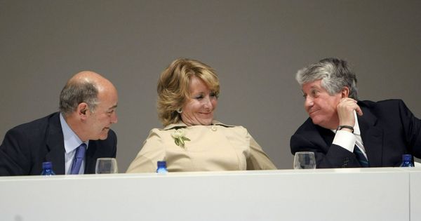 Foto: Gerardo Díaz Ferrán (a la izquierda), con Esperanza Aguirre y Arturo Fernández. (EFE)