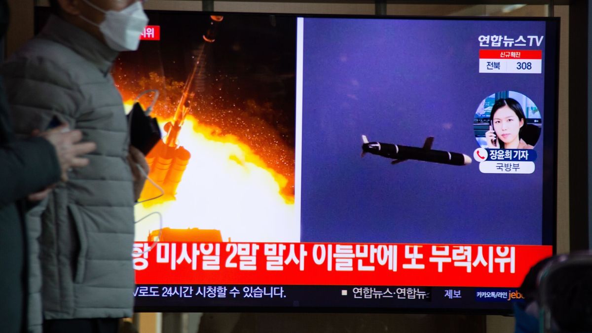 Corea del Norte lanza otros dos misiles y Japón lo condena: "Vulnera la resolución de la ONU"