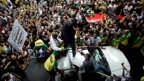 Del micropene a la milicia: cómo Bolsonaro sobrevivió al primer mes de gobierno