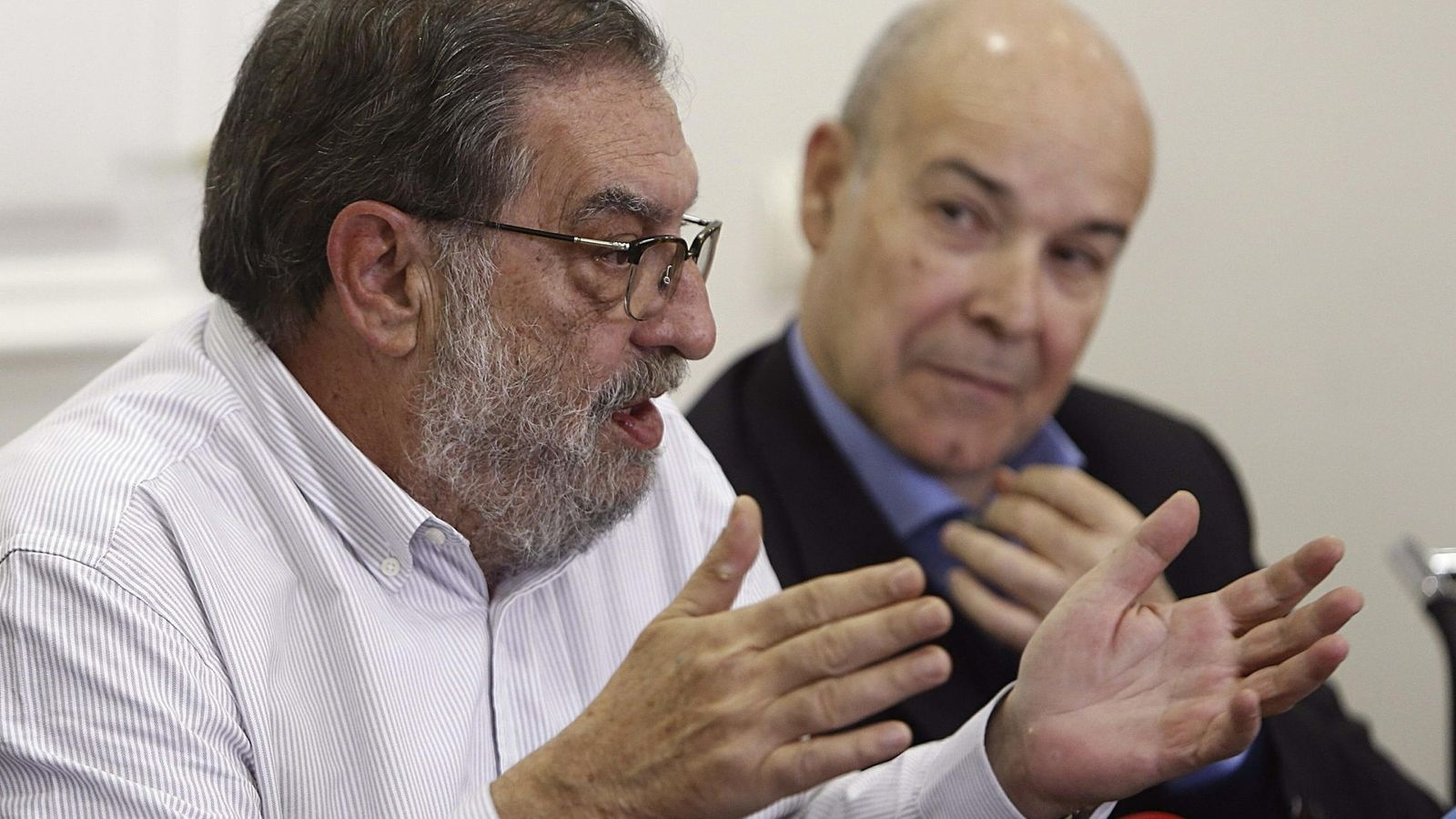 Foto: González Macho junto a Antonio Resines, actual presidente de la Academia de Cine. (EFE)