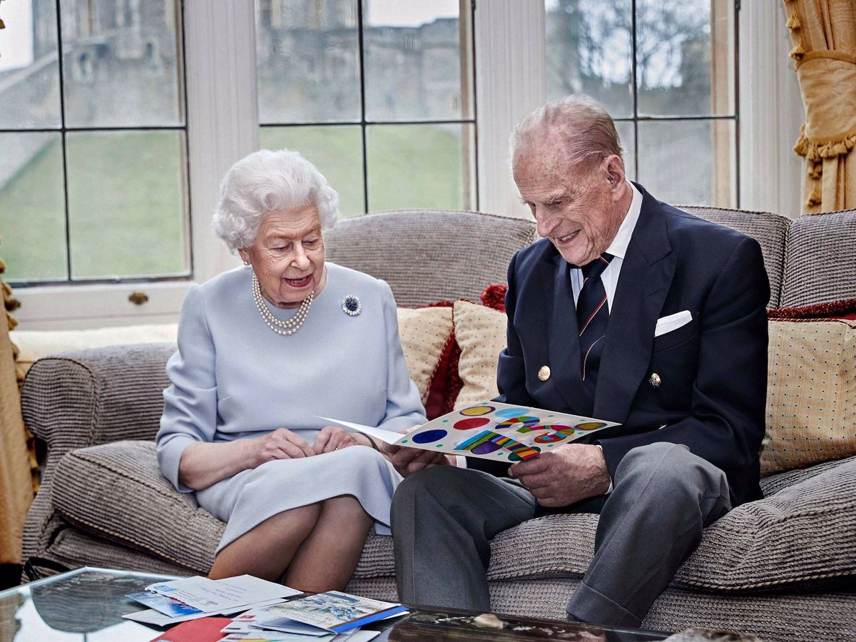 Foto: La reina Isabel y el duque de Edimburgo. (Palacio de Buckingham)
