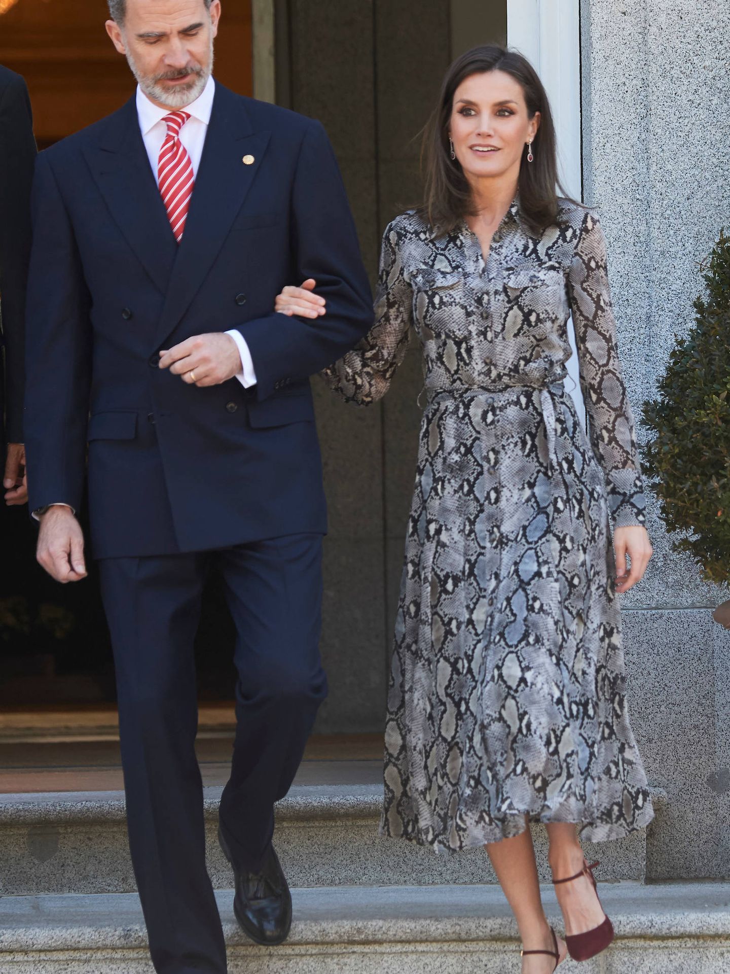 Dólar desmayarse Incentivo La reina Letizia y Massimo Dutti: una historia de amor resumida en cuatro  vestidos