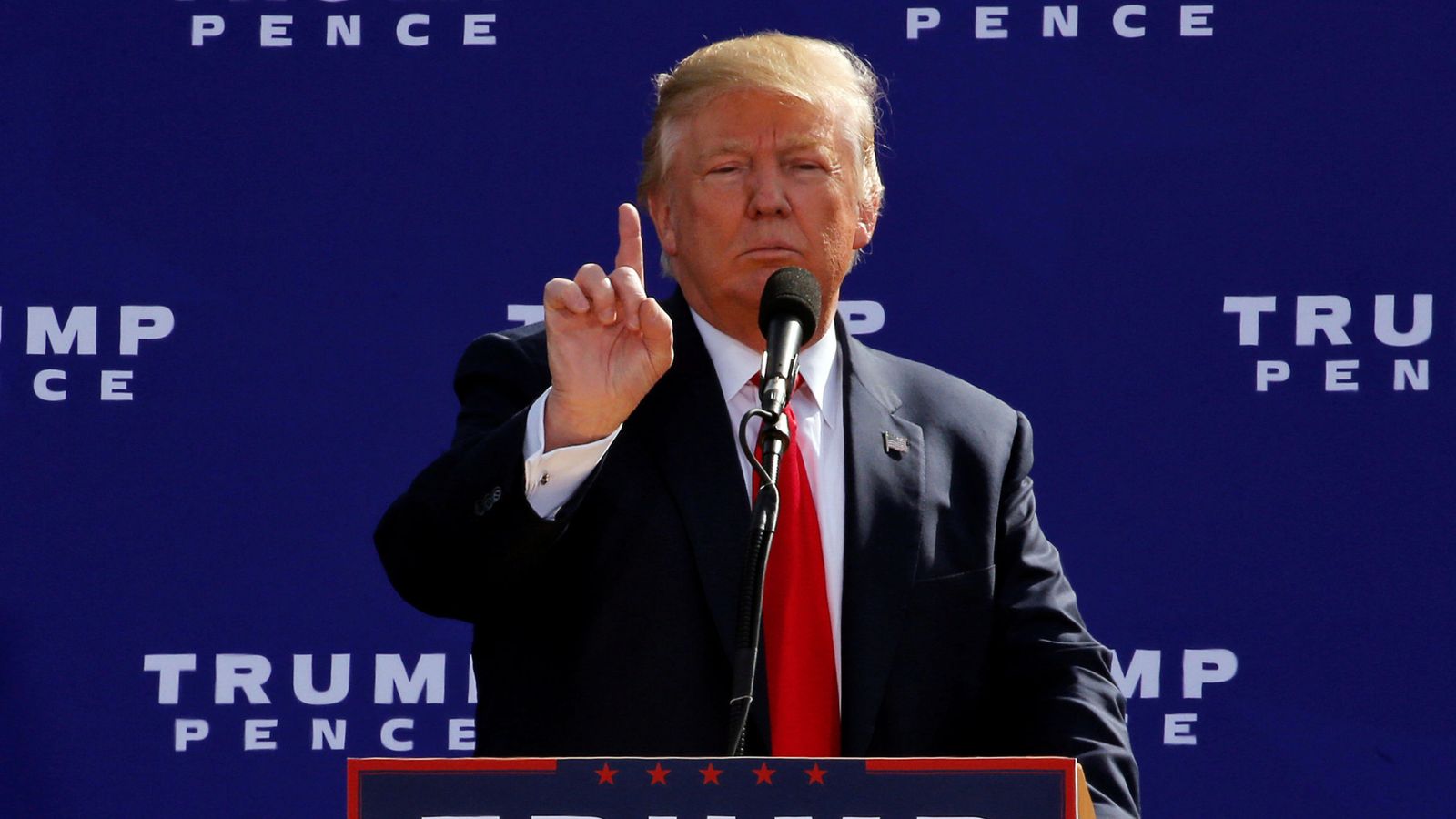Foto: El candidato republicano a la Casa Blanca, Donald Trump, durante un mitín en New Hamspire. (Reuters)