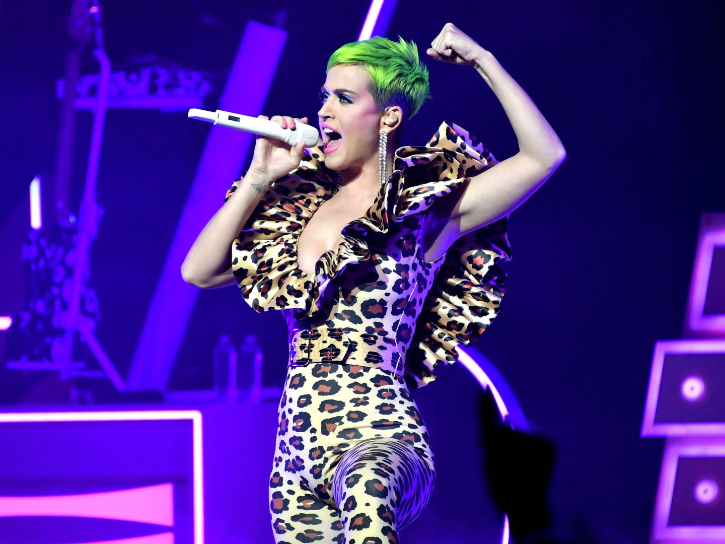 La cantante Kate Perry durante una actuación en Los Ángeles (Getty Images).