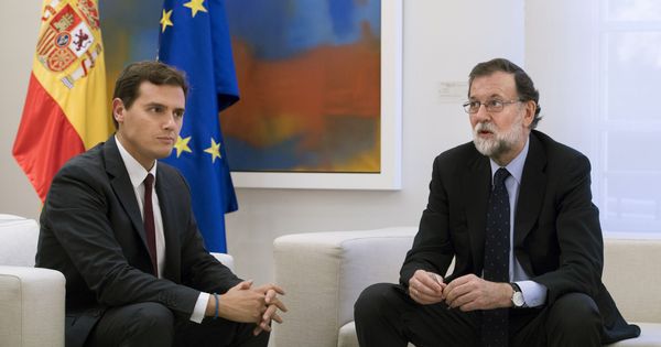 Foto: El presidente del Gobierno, Mariano Rajoy, y el presidente de Ciudadanos, Albert Rivera. (EFE) 