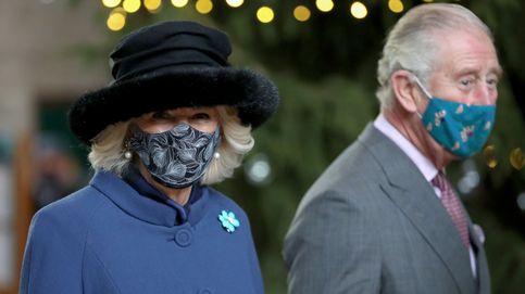 El príncipe Carlos y Camilla se unen a la lista de los royals vacunados contra el covid