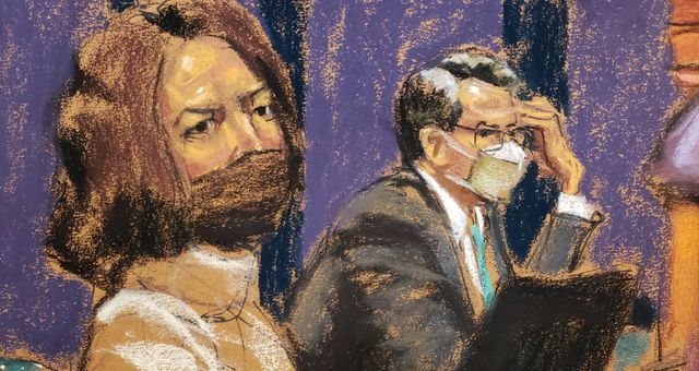 Retrato de Ghislaine Maxwell en el tribunal junto al abogado Christian Everdell, el pasado 20 de diciembre. (Reuters/Jane Rosenberg)