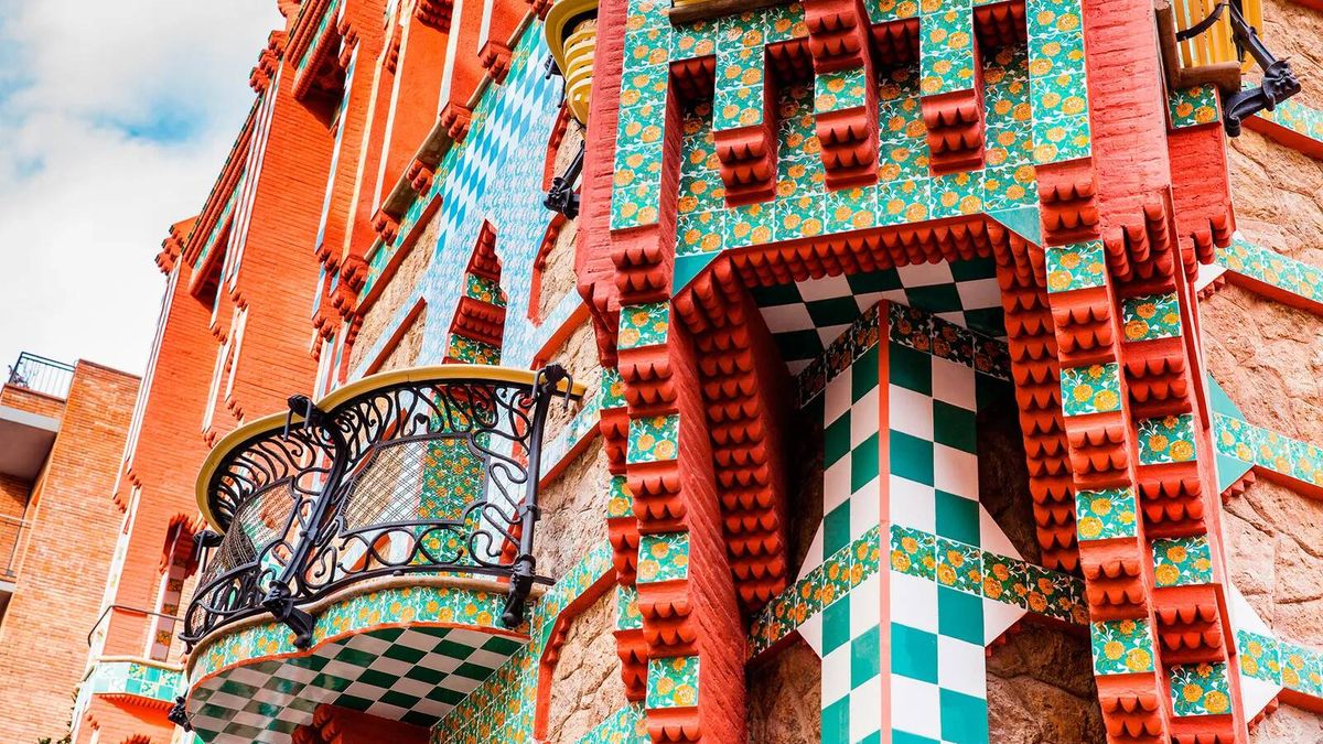La casa menos conocida de Gaudí se encuentra en esta ciudad: precios, horarios y cómo llegar
