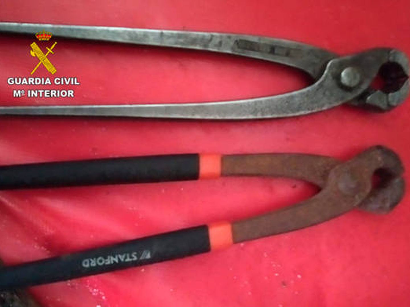 Durante los registros encontraron herramientas utilizadas en los robos (Foto: Guardia Civil)