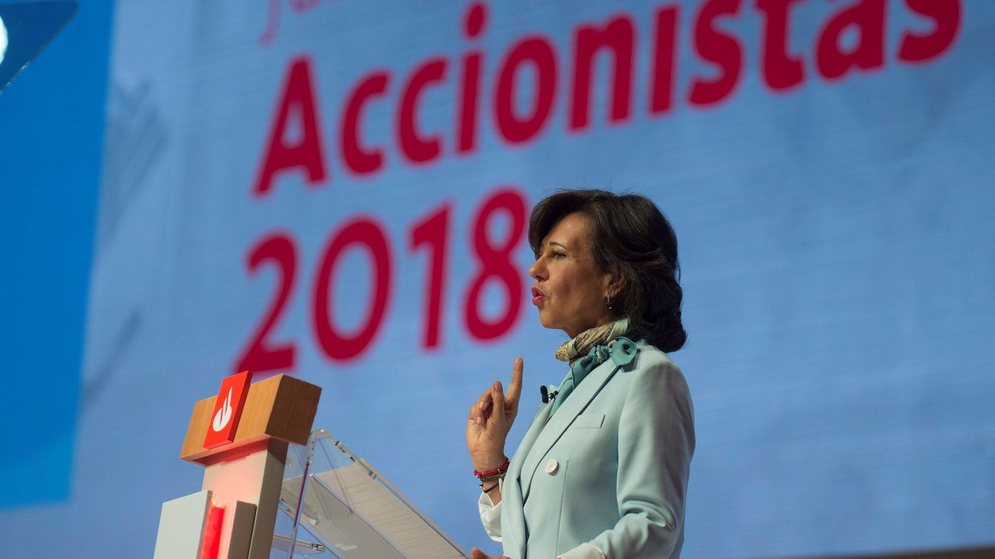 La presidenta del Banco Santander, Ana Botín, en la junta general de 2018. (EFE)