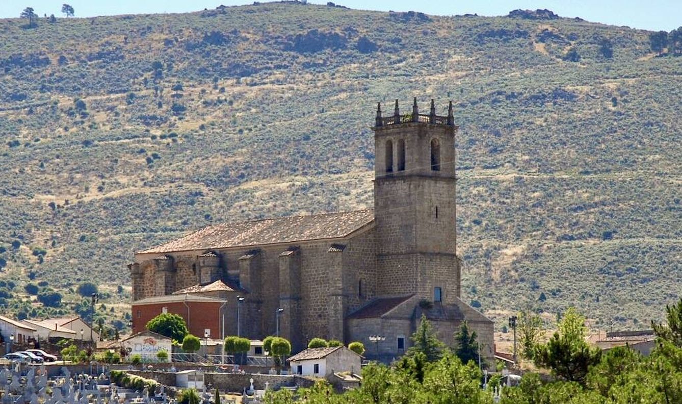 Parroquia de la Asunción de Robledo de Chavela. (Comunidad de Madrid)