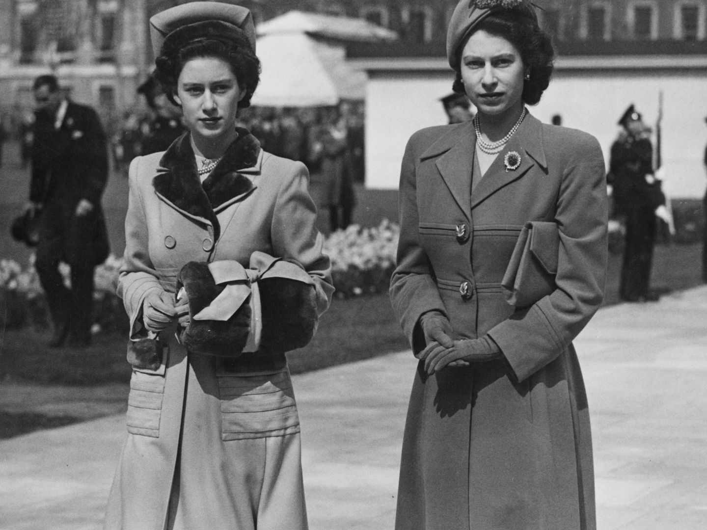 La princesa Margarita y la reina Isabel II en una imagen de archivo. (Getty)