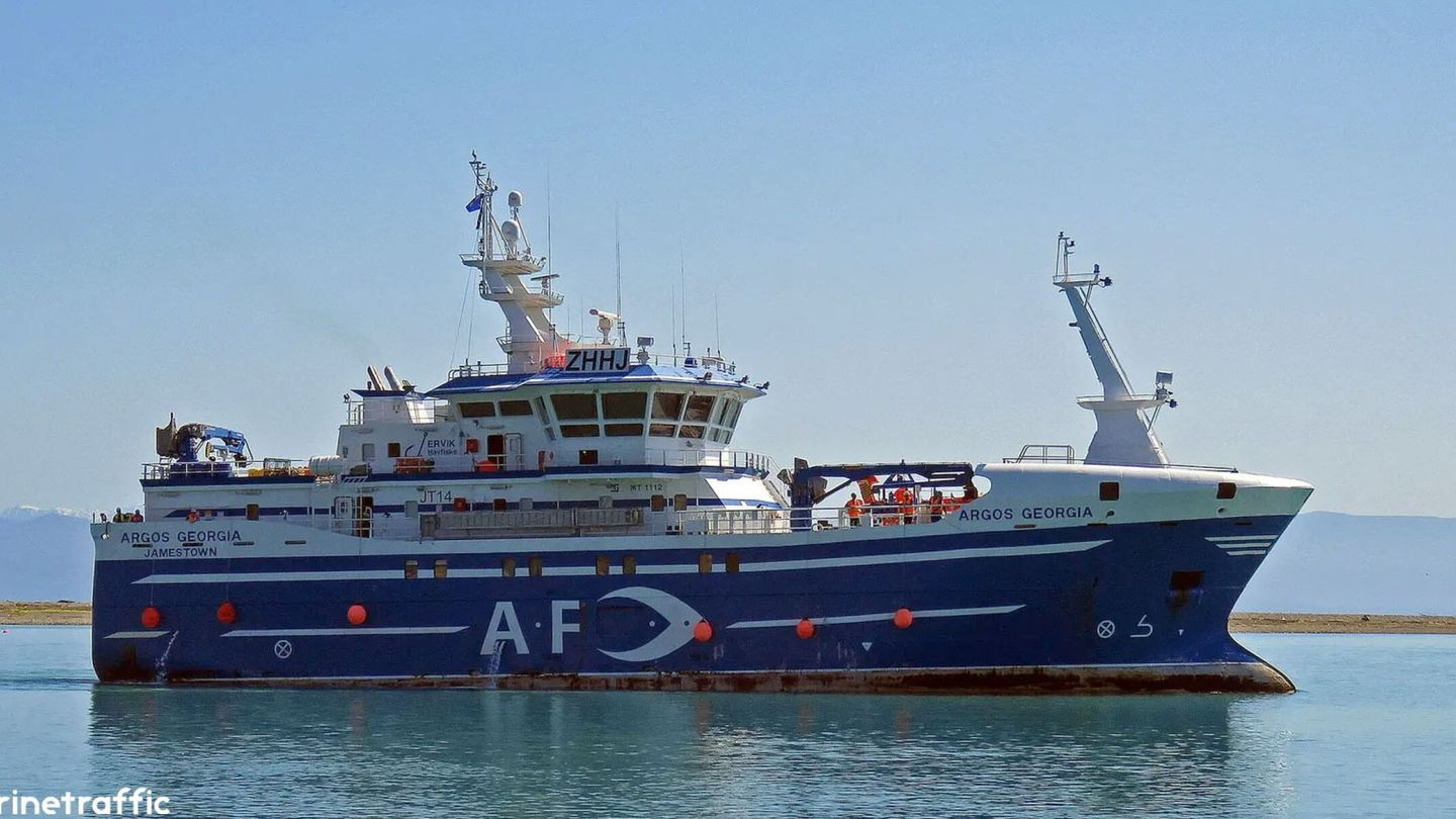 El Argos Georgia, buque pesquero que naufragó en Malvinas con 10 españoles a bordo. (Cedida)