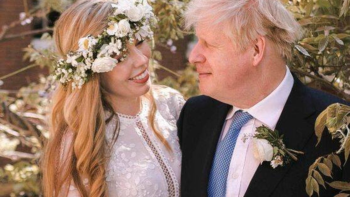 ¿Quién paga la lujosa boda que planea Boris Johnson en su Downton Abbey?