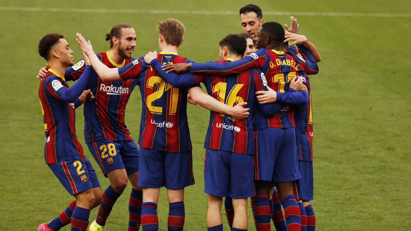 Los jugadores del Barça celebran el 0-1 de Dembélé. (Reuters)