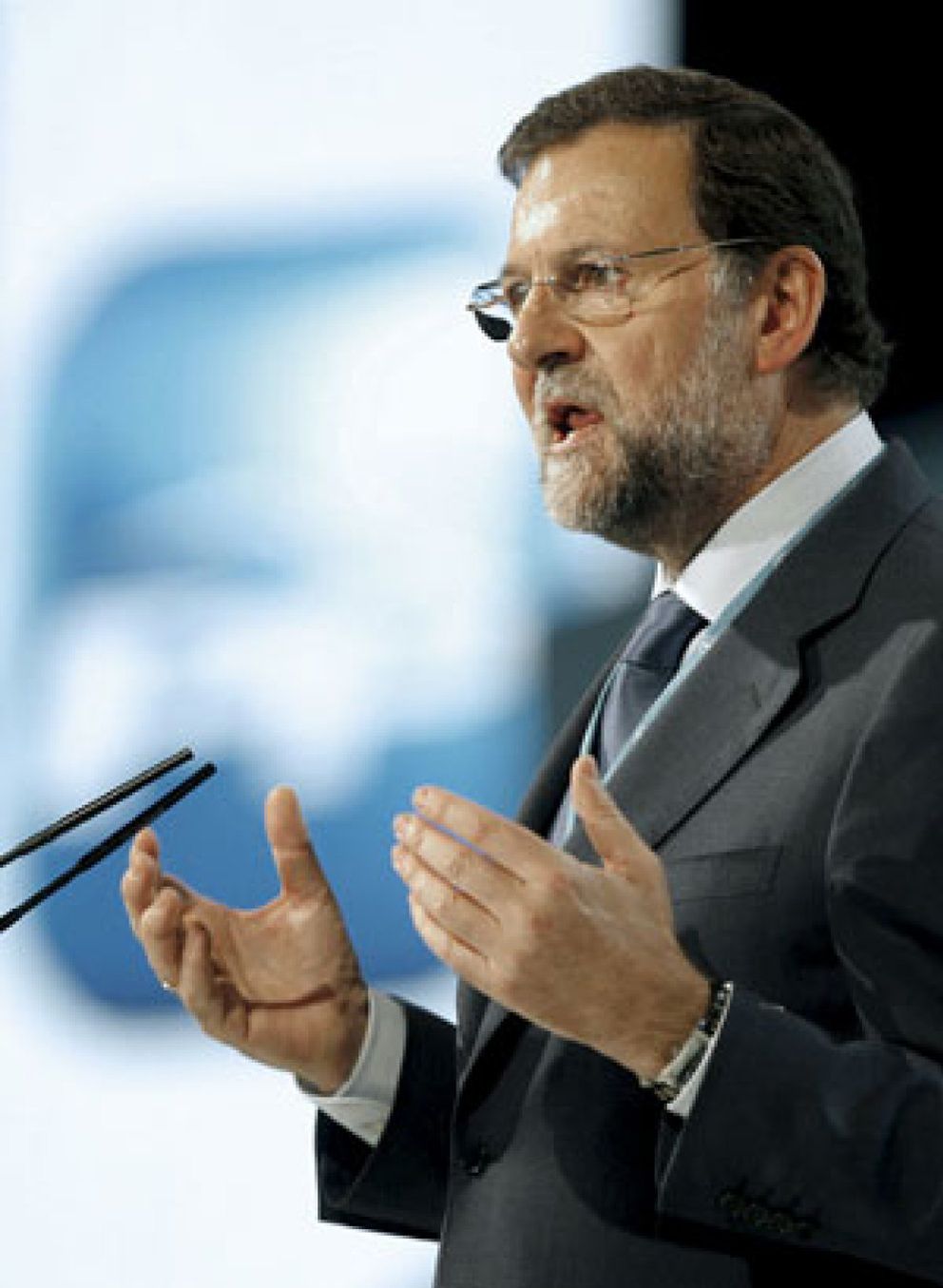 Foto: Rajoy responde a Aznar: “No queremos un partido que se recree en la contemplación de sus principios”
