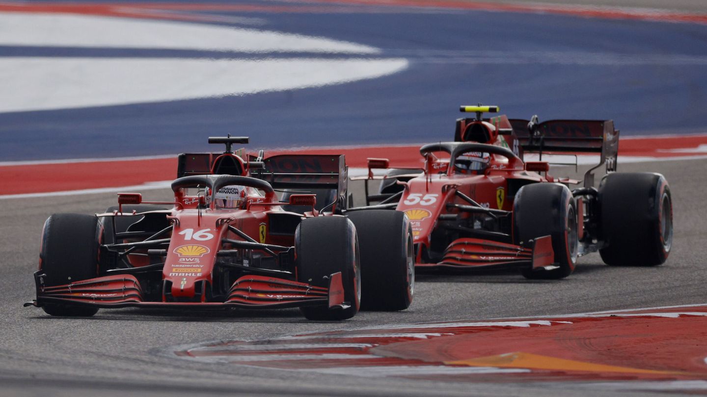 Los Ferrari en acción. (Reuters)