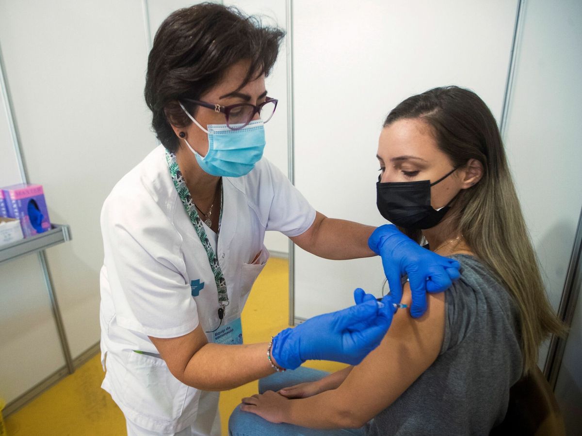 Foto: Vacunación. (EFE/Marta Pérez)