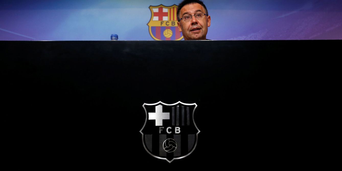 FC Barcelona's president Josep Maria Bartomeu attends a news conferece to assess the season 2015 16 next to Camp Nou stadium in Barcelona, Spain, June 30, 2016.  REUTERS Albert Gea