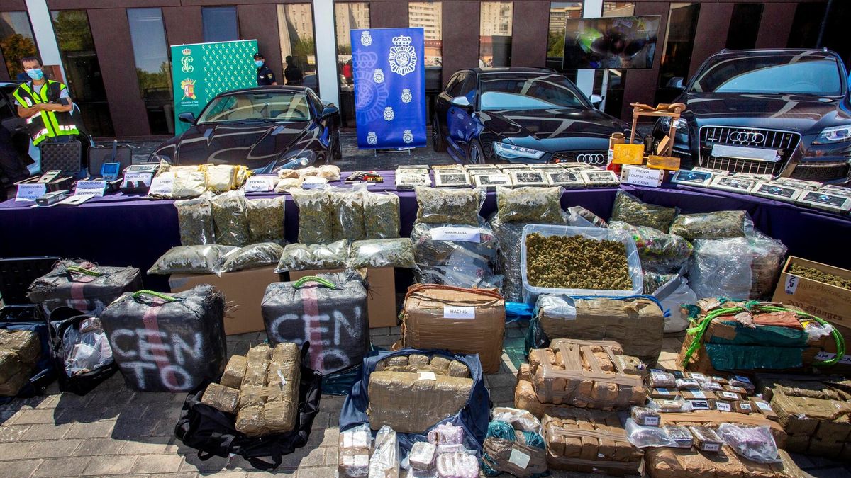 Unos encapuchados roban a la Guardia Civil decenas de kilos de droga incautada