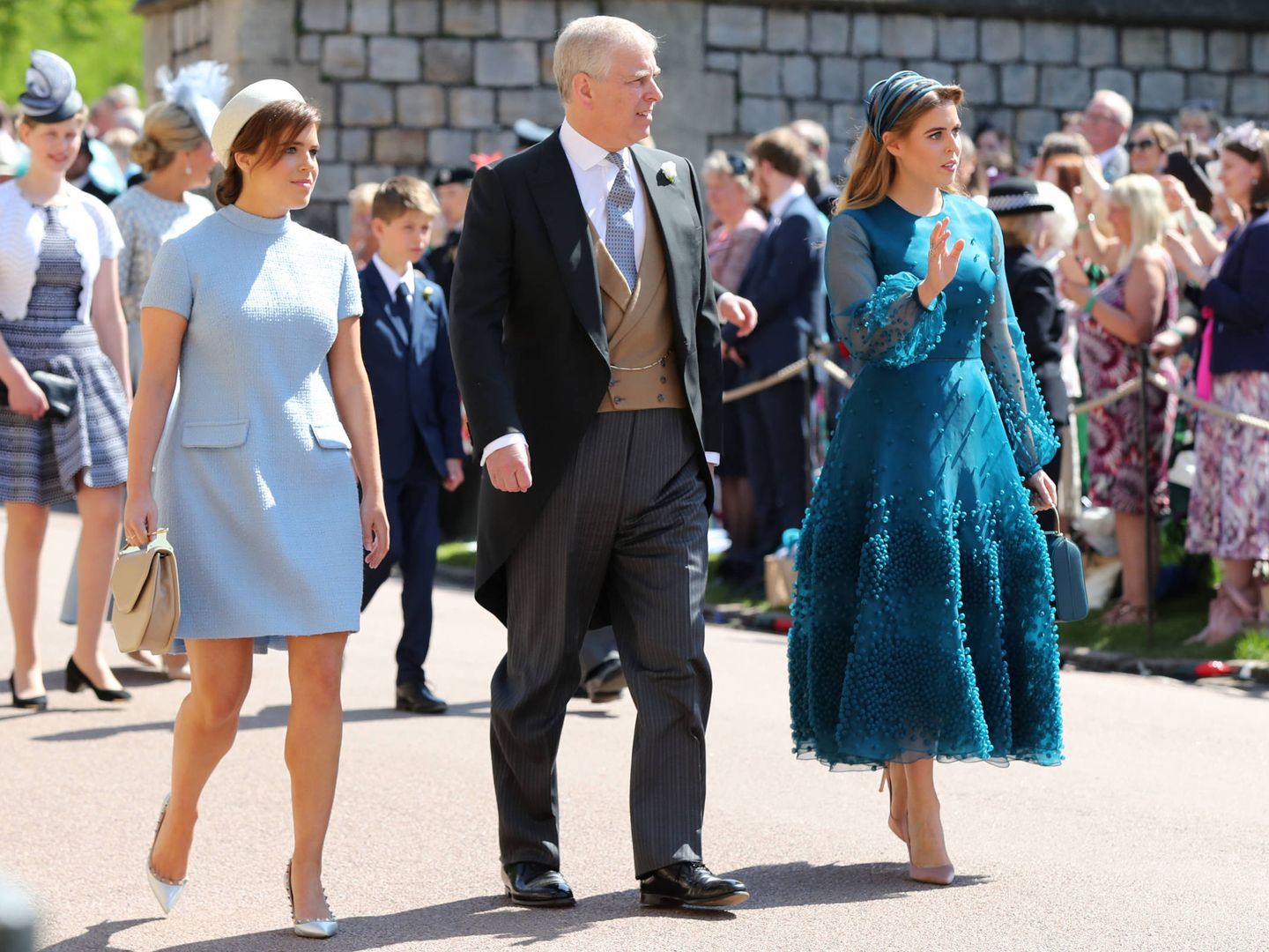La princesa Eugenia junto al príncipe Andrés y la princesa Beatriz. (Getty)