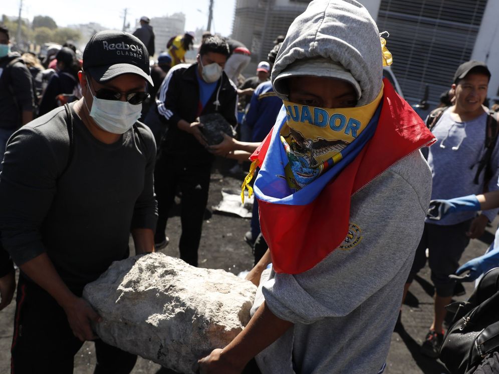 Foto: Protestas indígenas en Ecuador. (EFE)