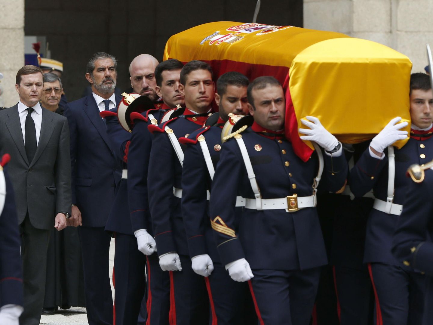 Pedro López-Quesada en el funeral del infante Carlos de Borbón. (EFE)