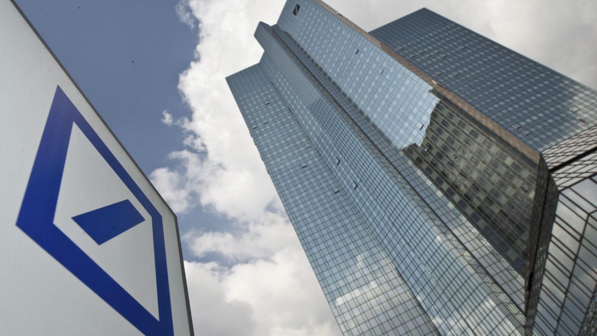 Deutsche Bank retrocede casi un 1% ante sus supuestas irregularidades financieras