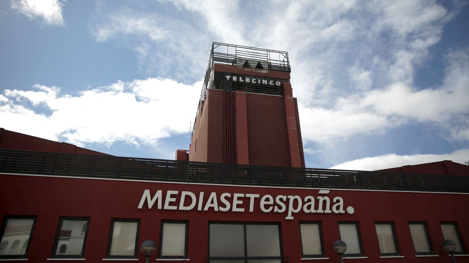 Foto: Las oficinas de Mediaset España, en Fuencarral. (Reuters)