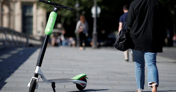 Útil Lo encontré ideología Sabes moverte con patinete eléctrico? Guía para no liarla en el centro de  Madrid