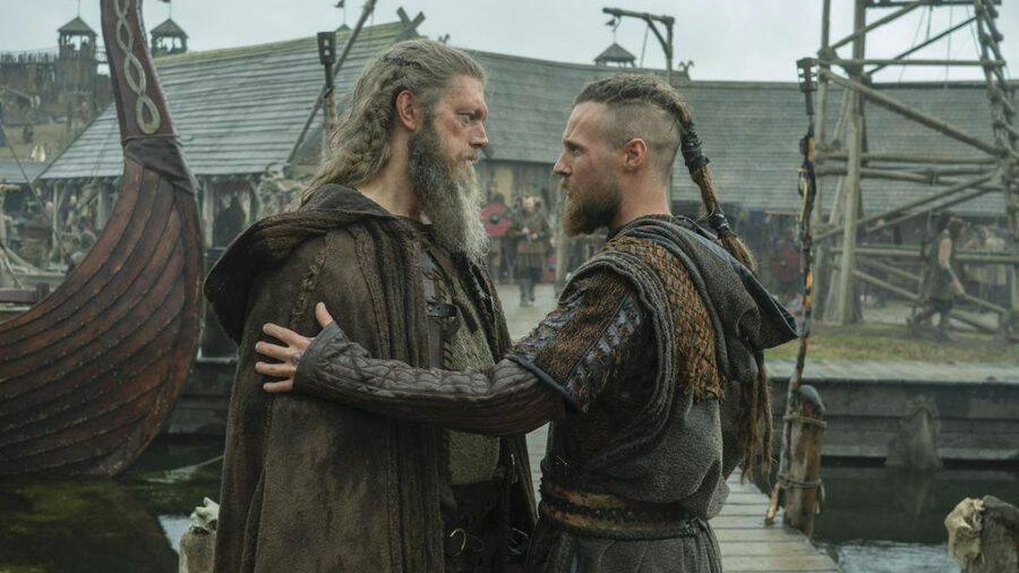 Según los romanos, los vikingos llevaban el pelo largo como 'cuerdas'. (Fotograma de la serie 'Vikingos')