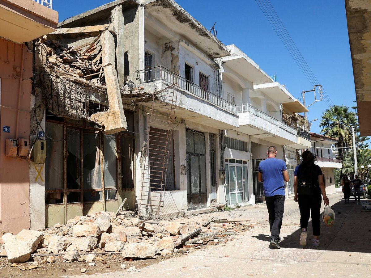 Foto: Daños tras el terremoto en Creta. (Reuters)
