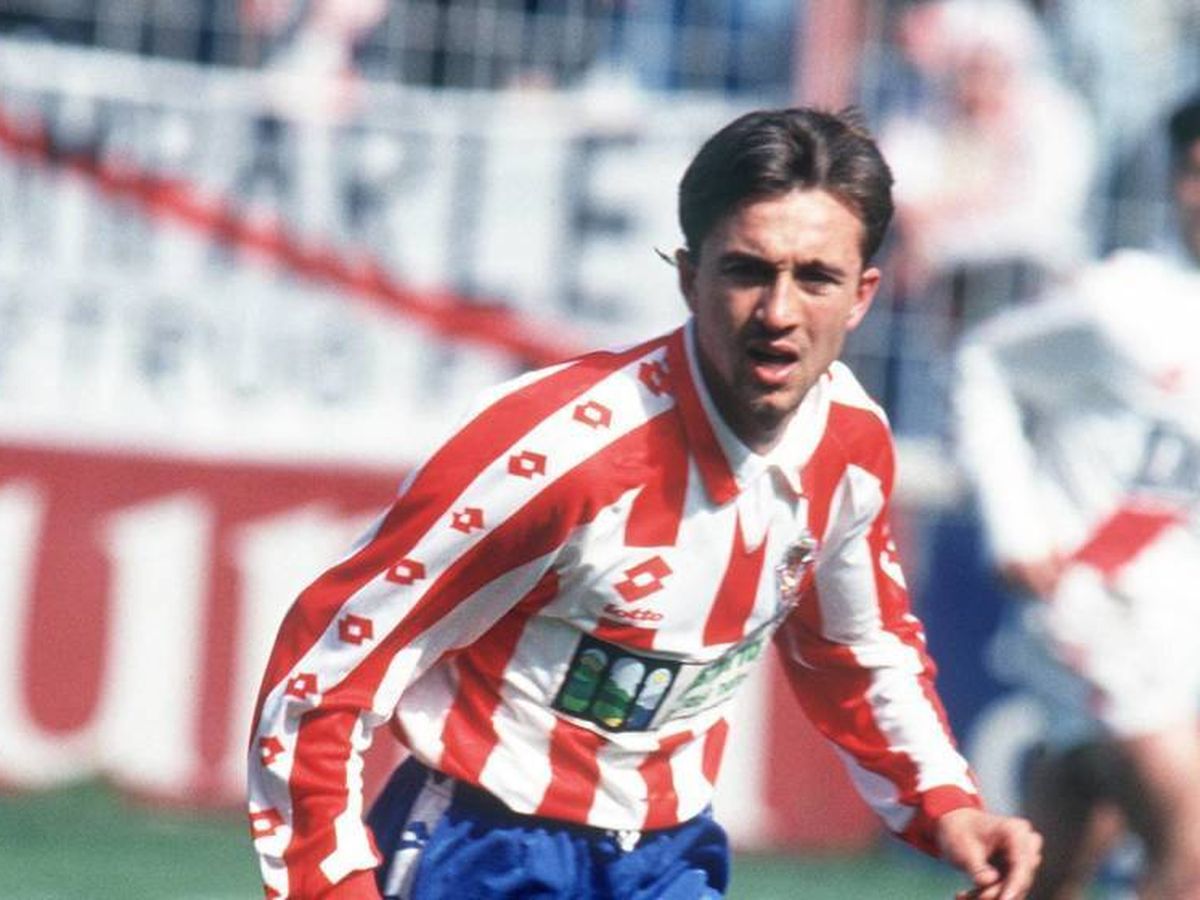 Foto: Juanele en su época como futbolista del Sporting de Gijón