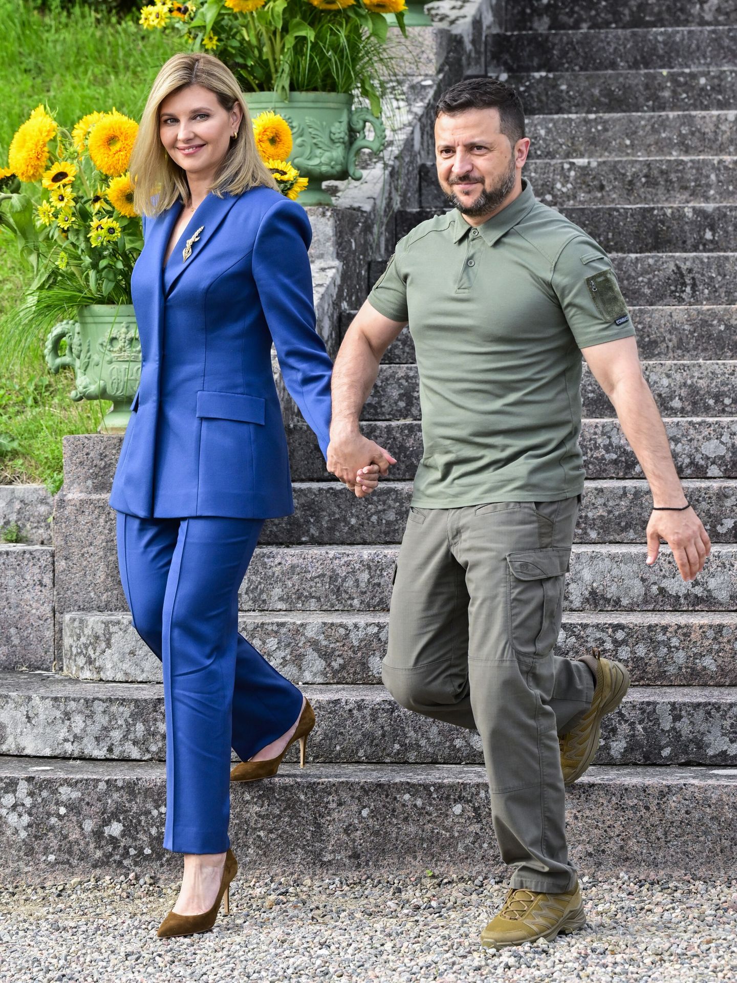 Volodymyr Zelensky y Olena Zelenska, a su llegada al palacio de Stenhammar. (EFE/Jonas Ekstromer)