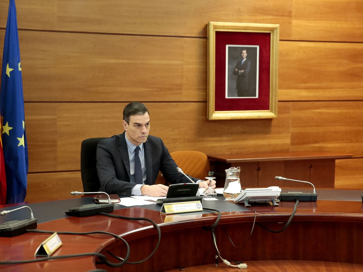 Foto: El presidente del Gobierno, Pedro Sánchez, en una reunión en Moncloa. (Reuters)
