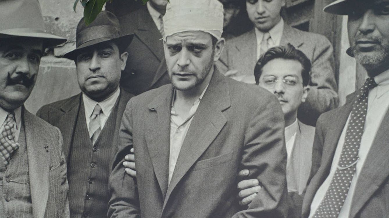 Ramón Mercader durante su arresto. (Wikipedia)