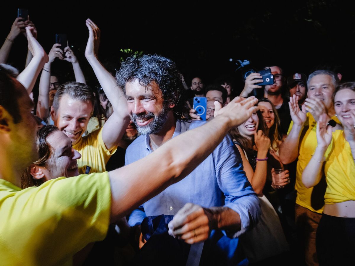 Foto: Damiano Tommassi, tras ser elegido alcalde de Verona. (EFE/EPA/Filippo Venezia)
