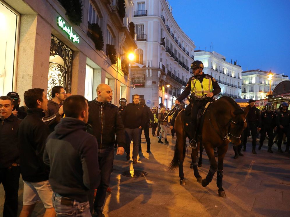 Foto: Concentración en Madrid en protesta contra la sentencia del procés. (EFE)