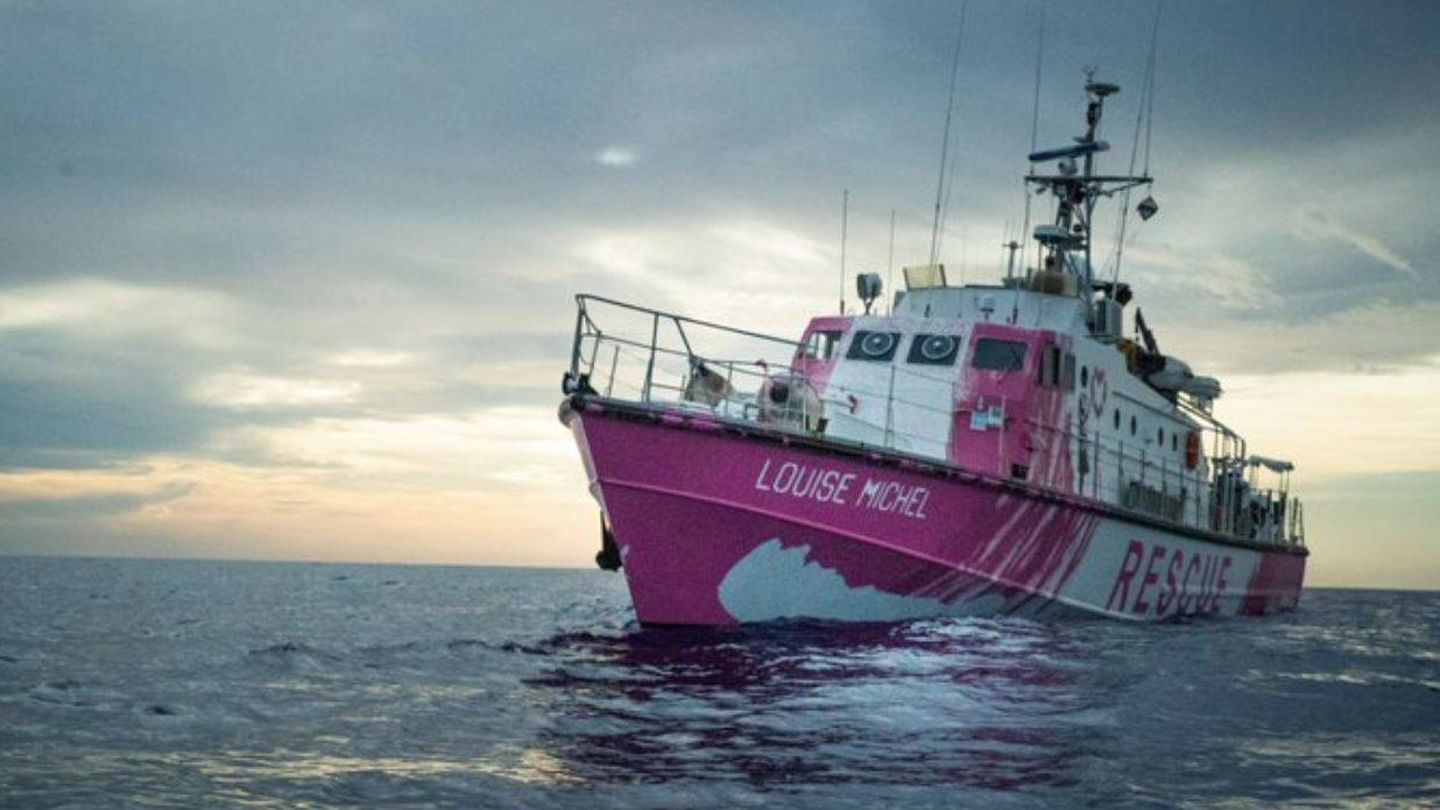 El 'Louise Michel', el barco de rescate financiado por Banksy