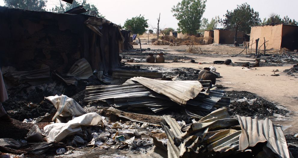 La aldea de Mainok arrasada por insurgentes de Boko Haram (Ethel Bonet).