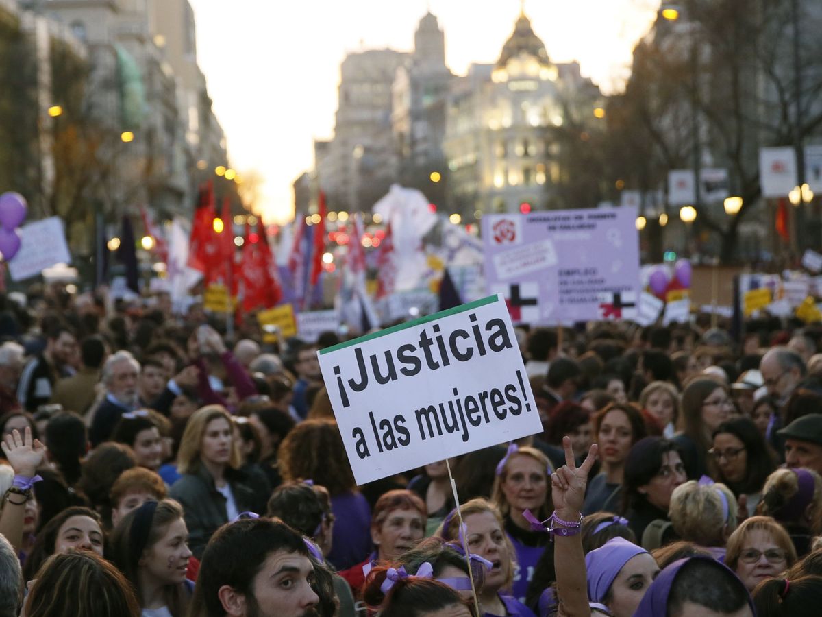 Foto: Manifestación por el Día de la mujer en Madrid en 2017. (Efe)